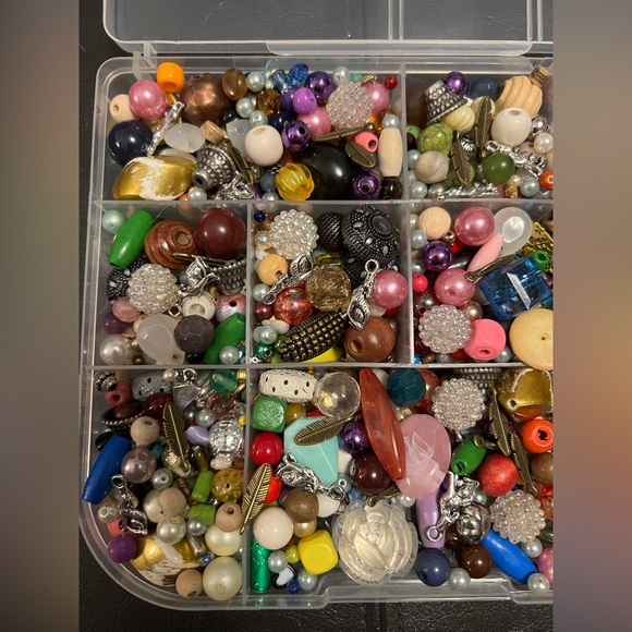 Craft Beads, VEGAN BEAD SALAD - NO MEAT, Jewelry Supplies, loose bulk beads - Picture 3 of 5